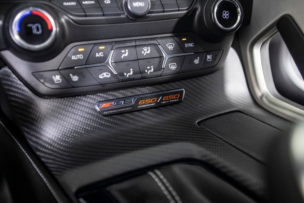 Used 2016 Chevrolet Corvette Z06 w/ Z07 Performance Package RWD image 28