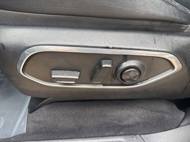 Used 2022 Jeep Wagoneer Series III AWD/4WD image 13