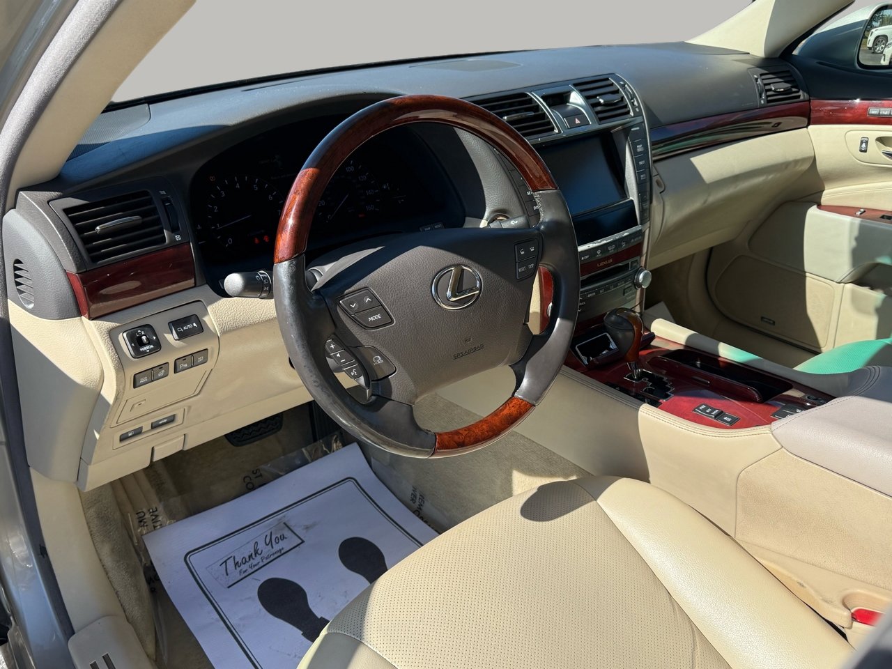 Used 2012 Lexus LS 460 Luxury image 14