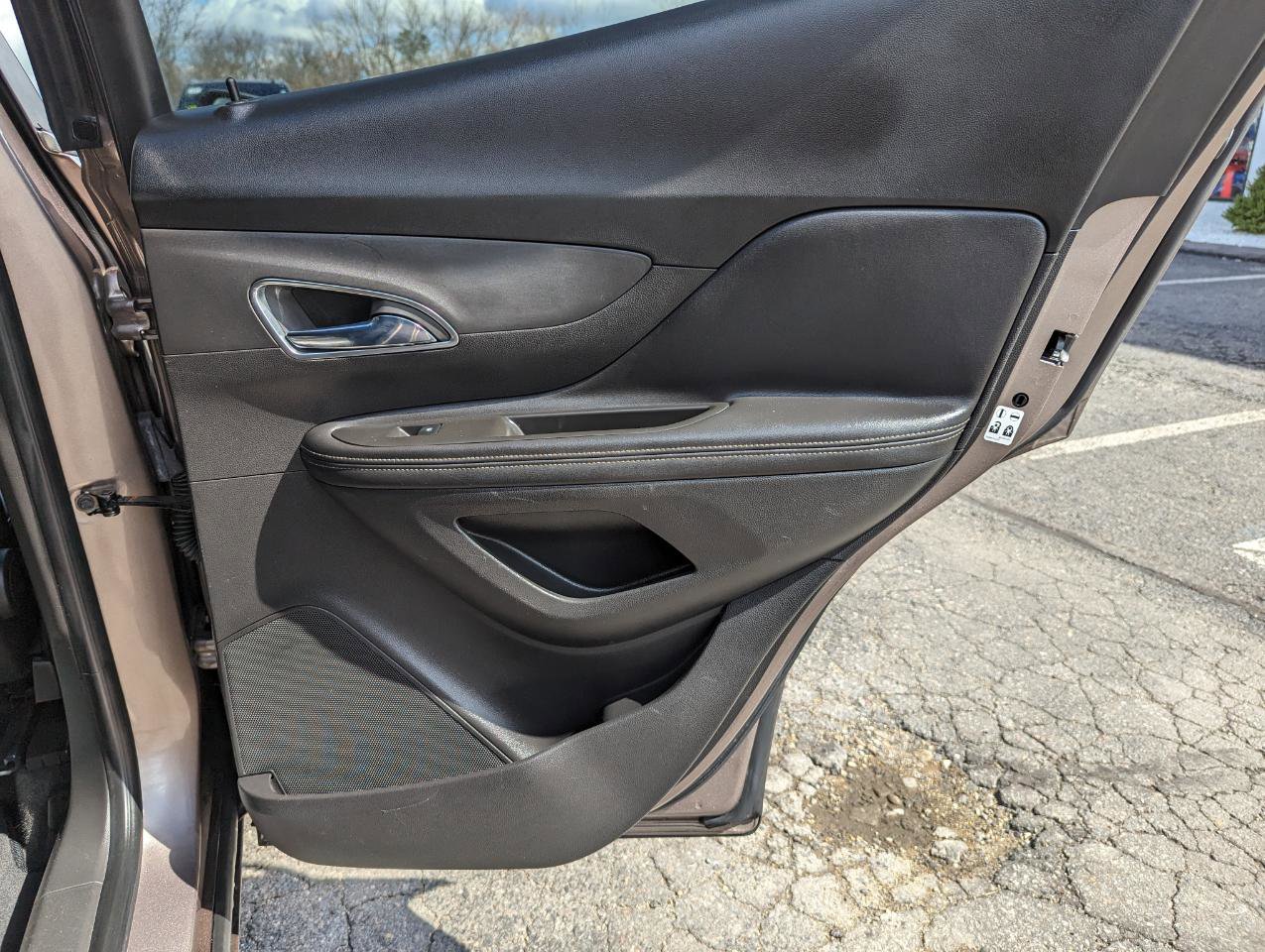 Used 2015 Buick Encore Convenience image 35