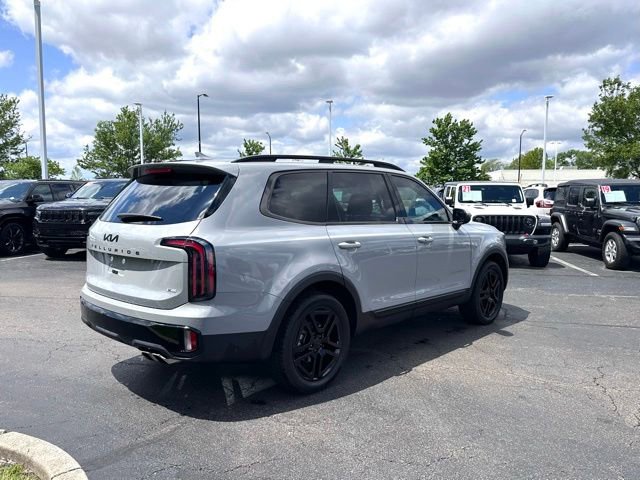 Used 2025 Kia Telluride EX X-Line AWD/4WD image 10