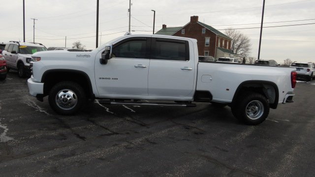 Used 2022 Chevrolet Silverado 3500 High Country image 13
