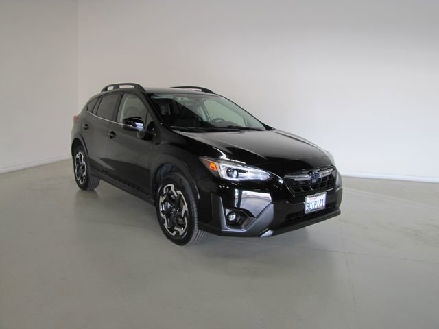 Used 2021 Subaru Crosstrek 2.5i Limited w/ Moonroof Package 1 AWD/4WD image 3