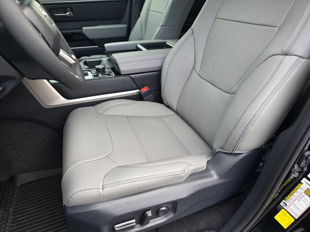 New 2026 Toyota Tundra Limited AWD/4WD image 26