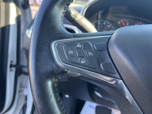 Used 2018 Chevrolet Equinox LT image 14