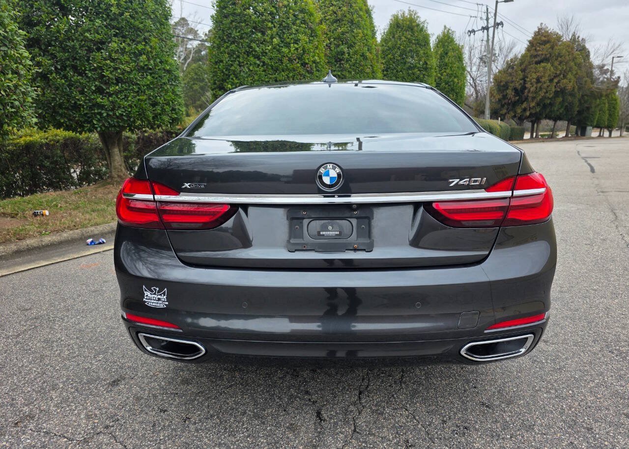 Used 2019 BMW 740i xDrive AWD/4WD image 6
