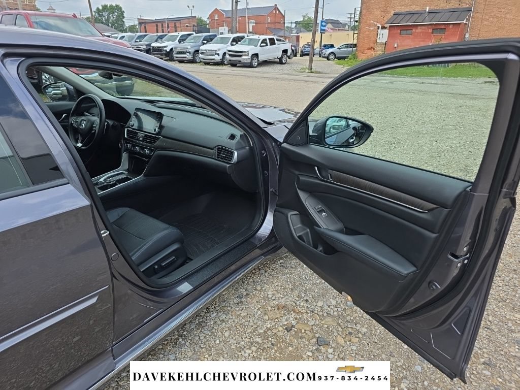 Used 2018 Honda Accord Touring image 26