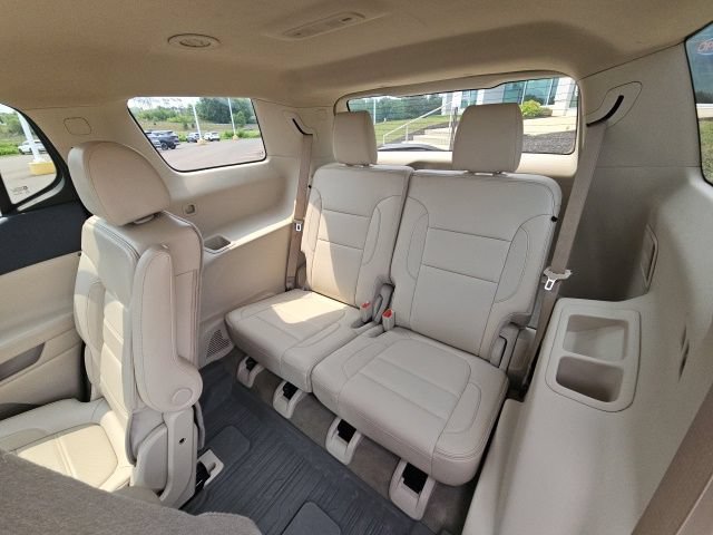 Used 2020 GMC Acadia Denali w/ LPO, Floor Liner Package FWD image 14