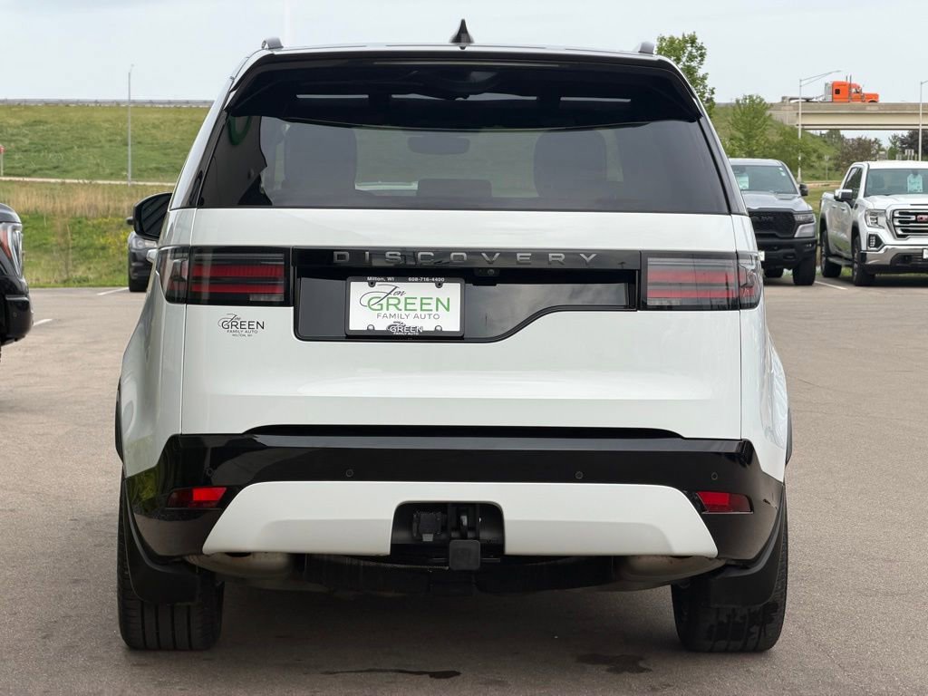 Used 2024 Land Rover Discovery Dynamic SE AWD/4WD image 8