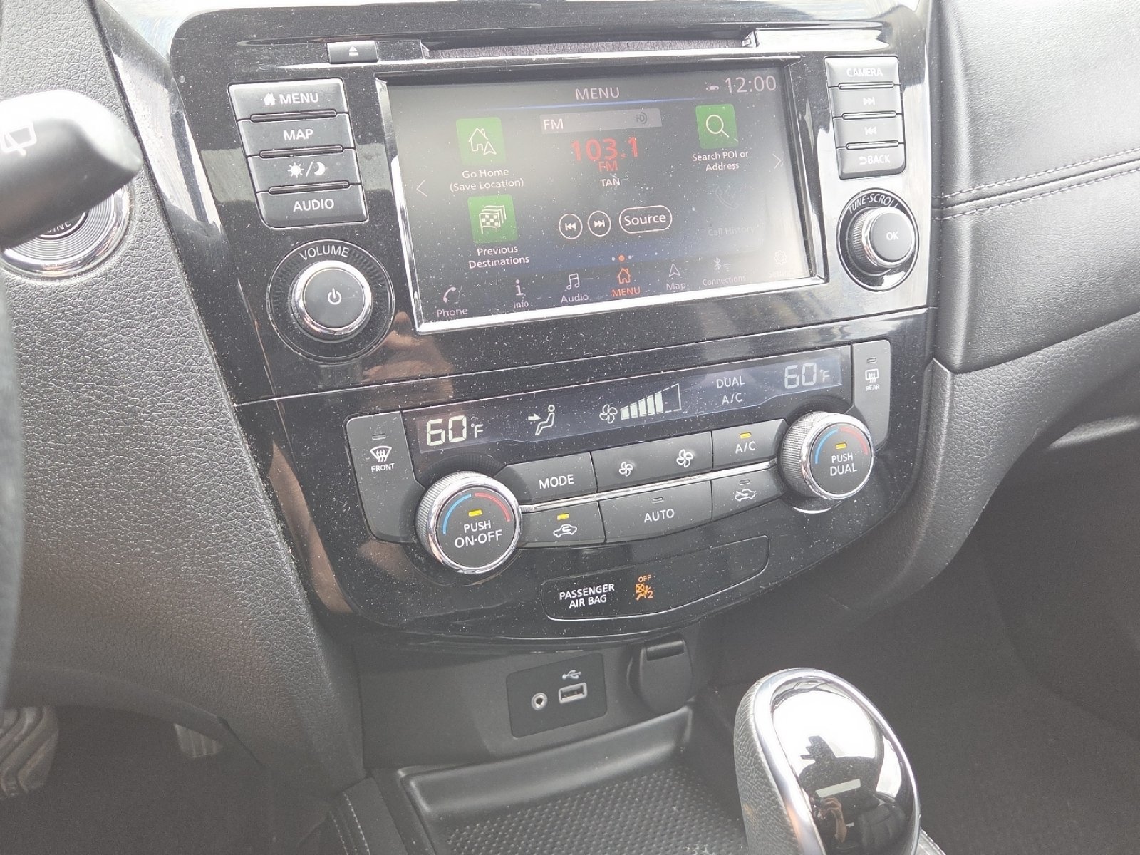 Used 2018 Nissan Rogue SL w/ Premium Package AWD/4WD image 29