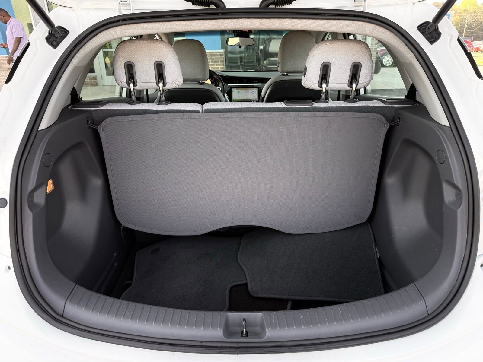 Used 2018 Chevrolet Bolt LT FWD image 59