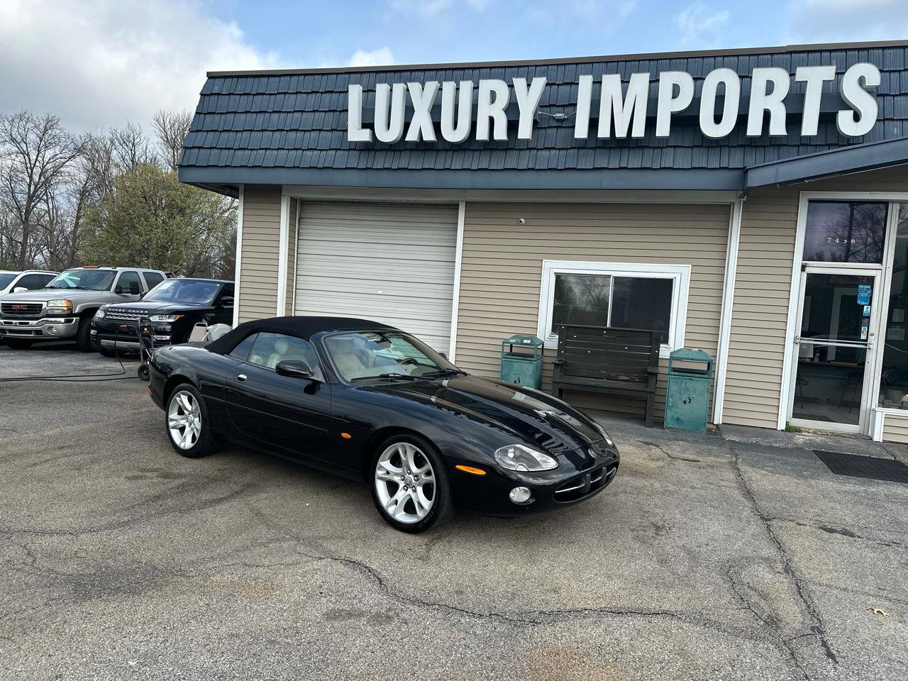 Used 2004 Jaguar XK8 Convertible image 23
