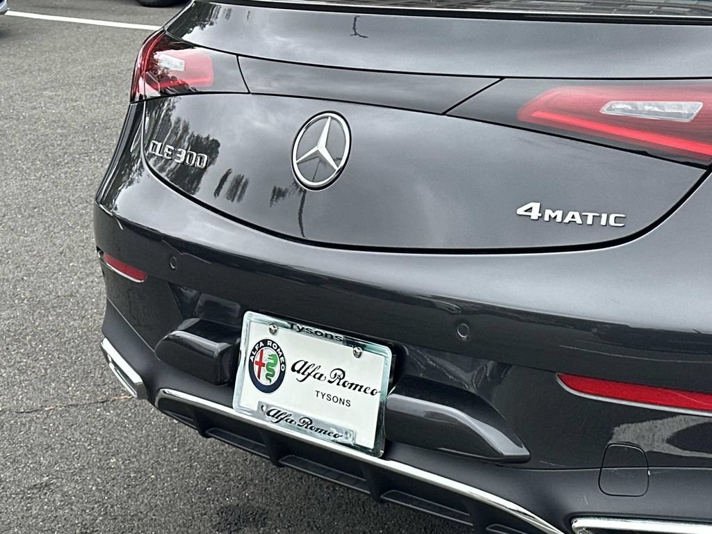 Used 2025 Mercedes-Benz CLE 300 4MATIC Coupe image 12