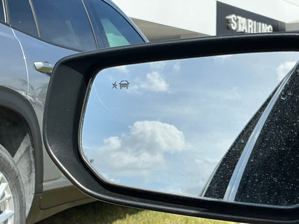 Used 2023 Chevrolet Malibu LT w/ Driver Confidence Package image 34