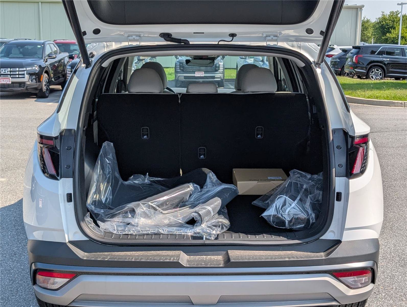 New 2026 Hyundai Tucson SEL AWD/4WD image 9