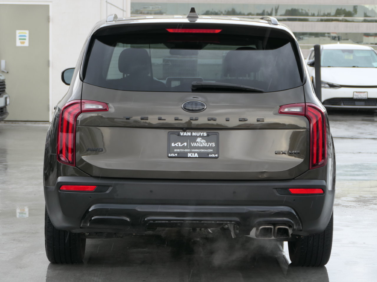 Used 2021 Kia Telluride EX w/ EX Premium Package AWD/4WD image 5