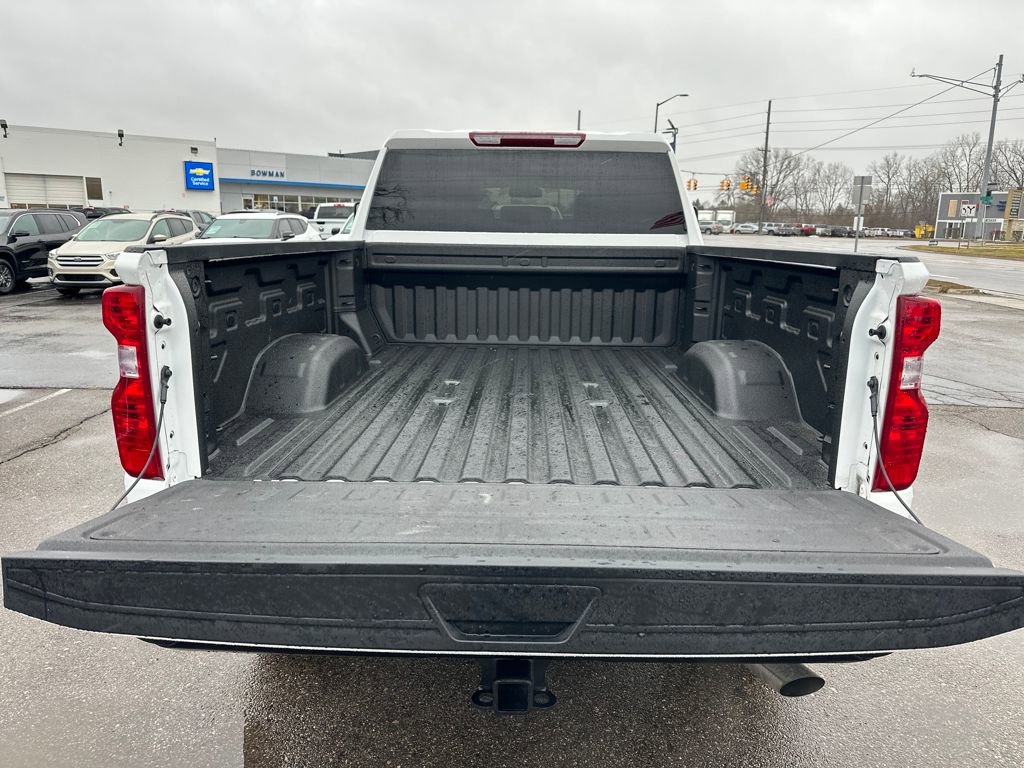 Used 2025 Chevrolet Silverado 2500 Custom w/ Custom Value Package image 26