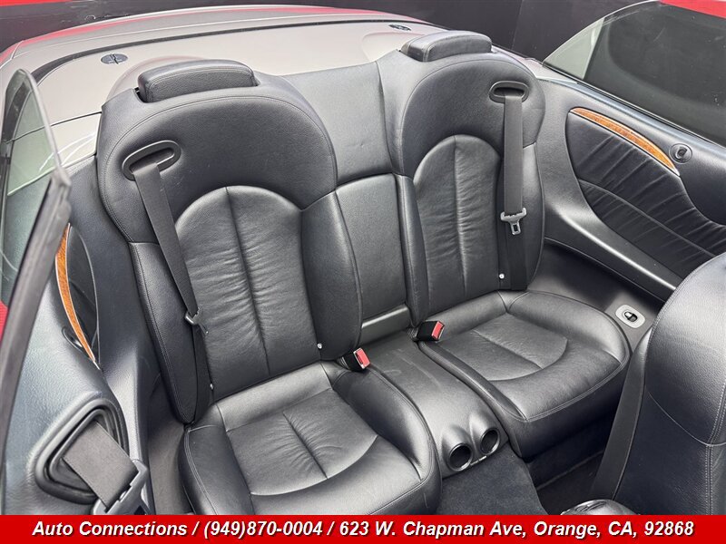 Used 2007 Mercedes-Benz CLK 350 Cabriolet image 8