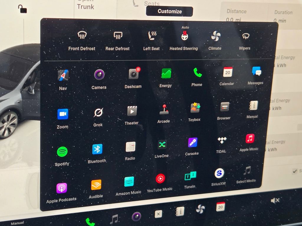 Used 2023 Tesla Model Y Long Range image 21