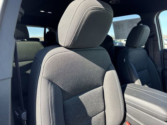 Used 2024 Chevrolet Traverse LT image 27