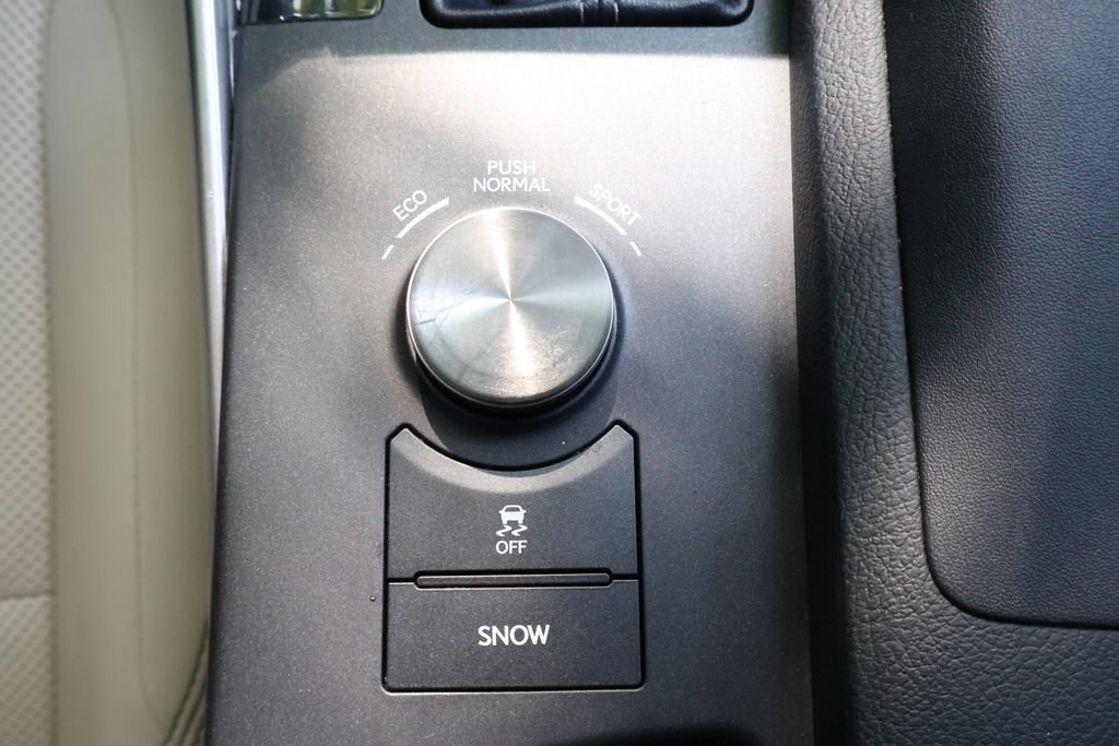 Used 2015 Lexus IS 250 AWD w/ Navigation System Package image 23