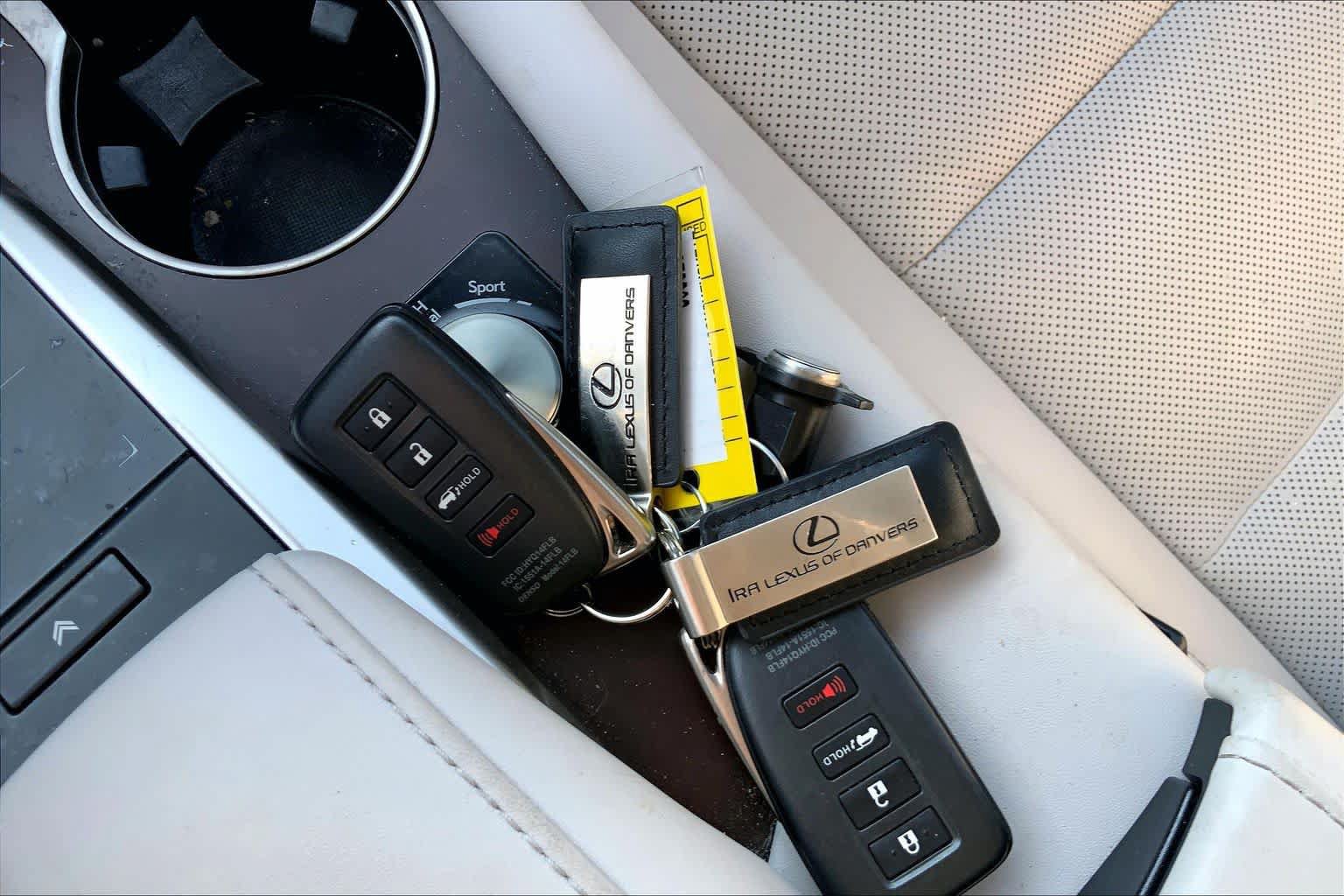 Certified 2022 Lexus RX 450h AWD w/ Premium Package image 15