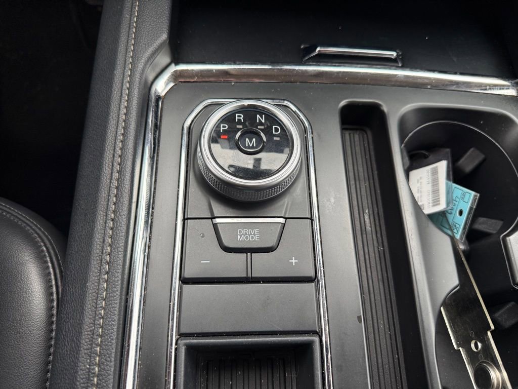 Used 2024 Ford Expedition XLT image 15