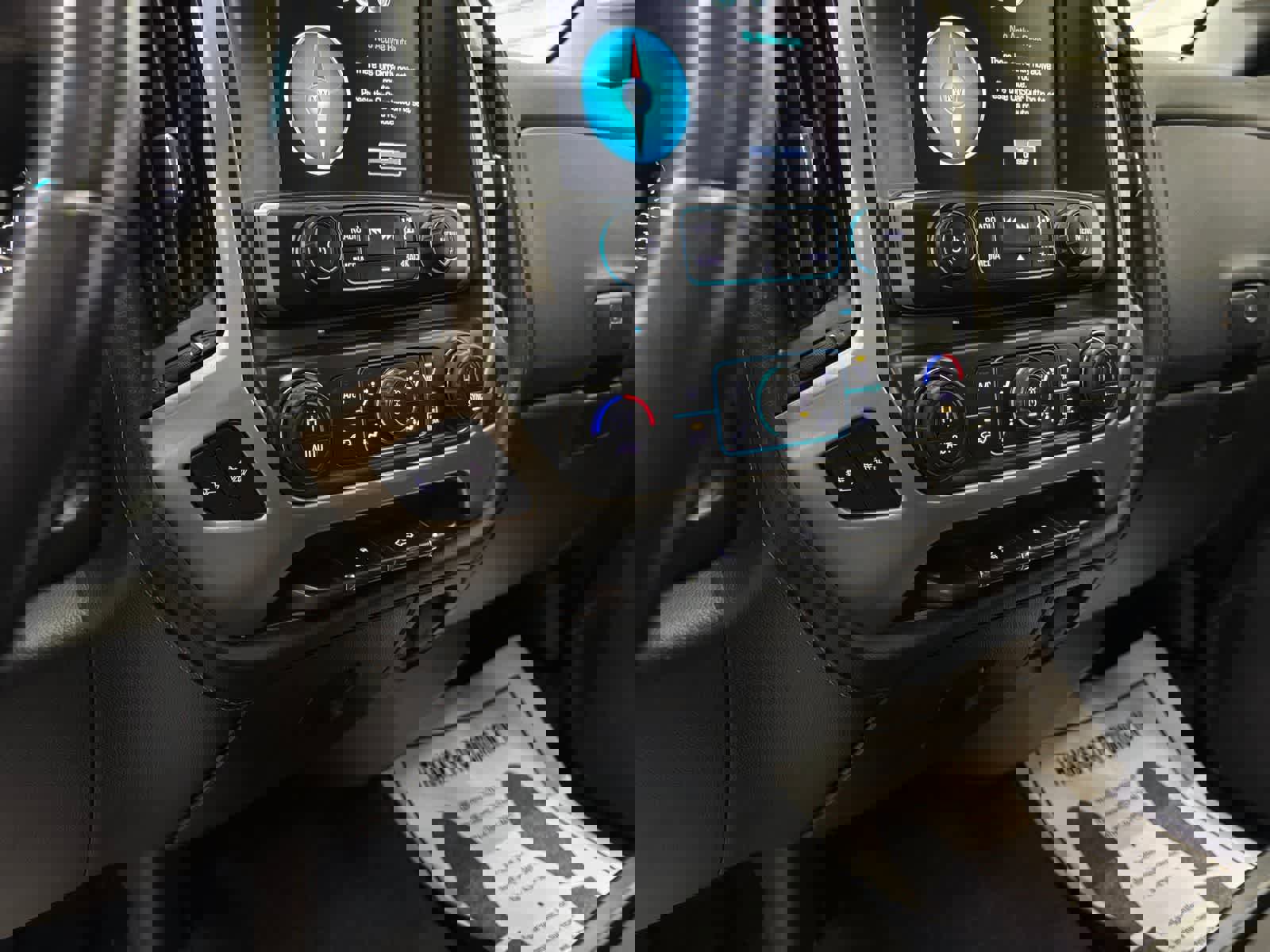 Used 2018 GMC Sierra 2500 SLE w/ HD SLE Preferred Plus Package image 20