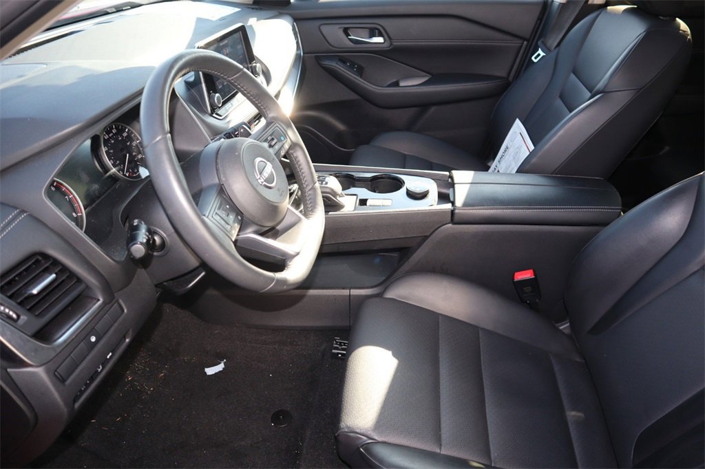 Certified 2024 Nissan Rogue SV w/ SV Premium Package image 16