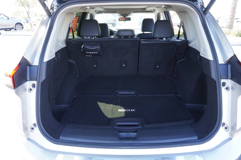 Certified 2025 Nissan Rogue Platinum w/ Platinum Premium Package AWD/4WD image 8