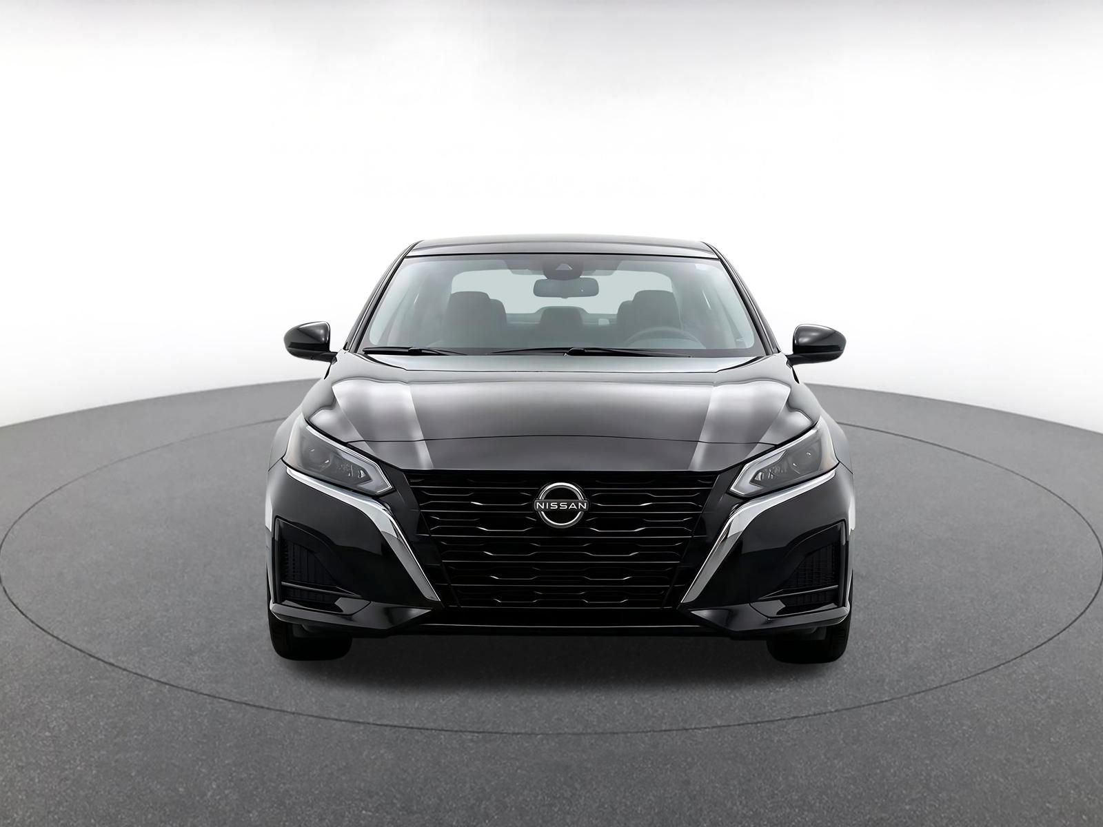 Used 2025 Nissan Altima 2.5 SV FWD video 2