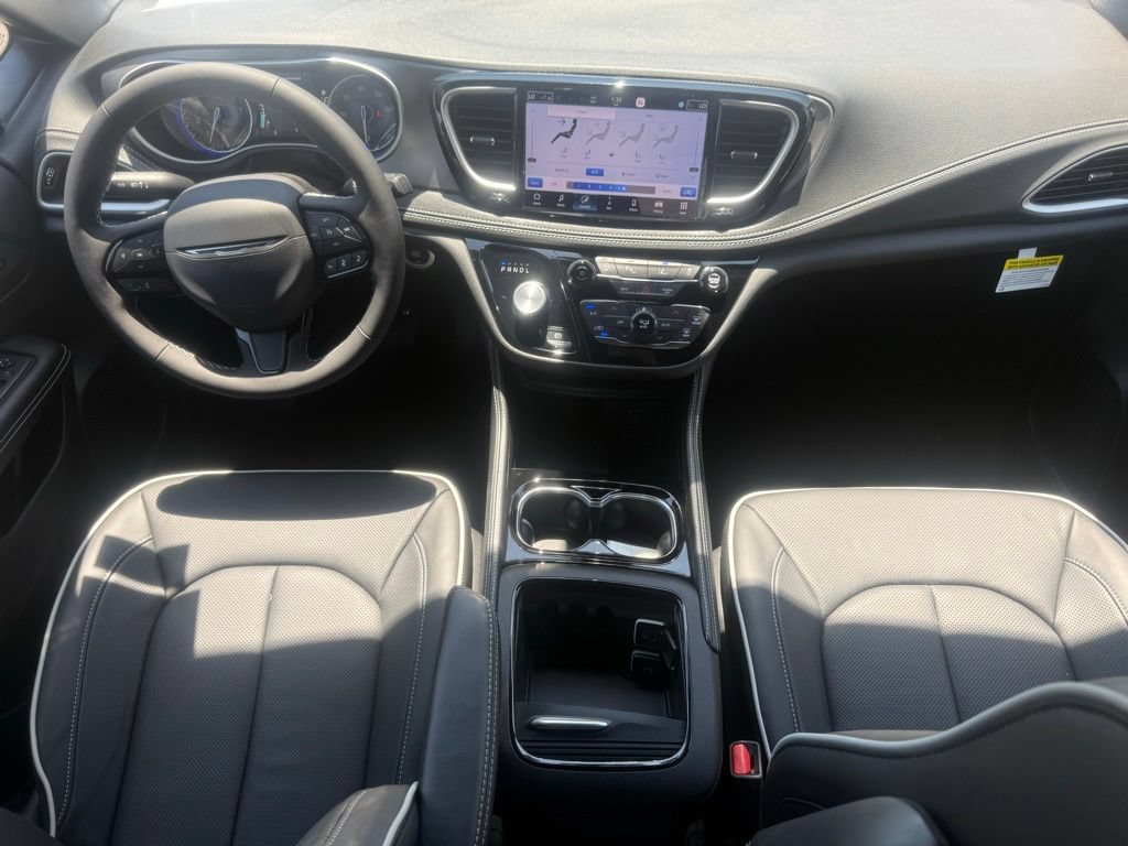 New 2027 Chrysler Pacifica Limited w/ Family Tech Group FWD image 59