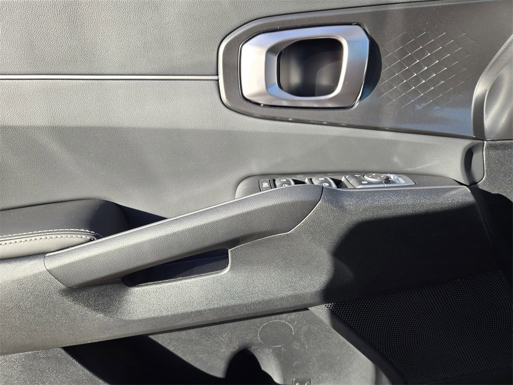 New 2026 Kia Sorento S w/ S Panoramic Sunroof Package image 8