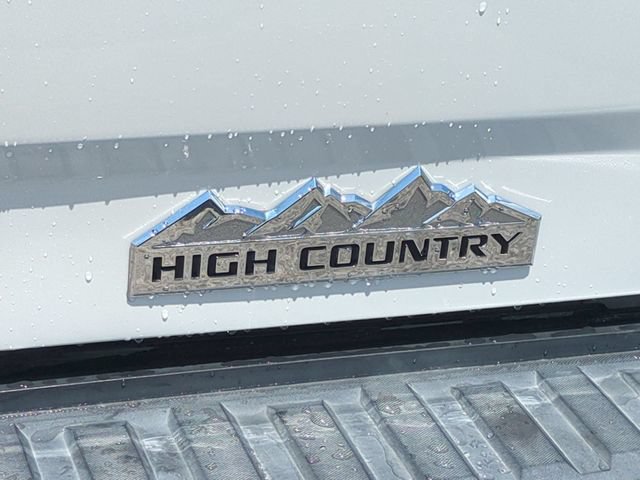 Used 2018 Chevrolet Silverado 1500 High Country AWD/4WD image 14