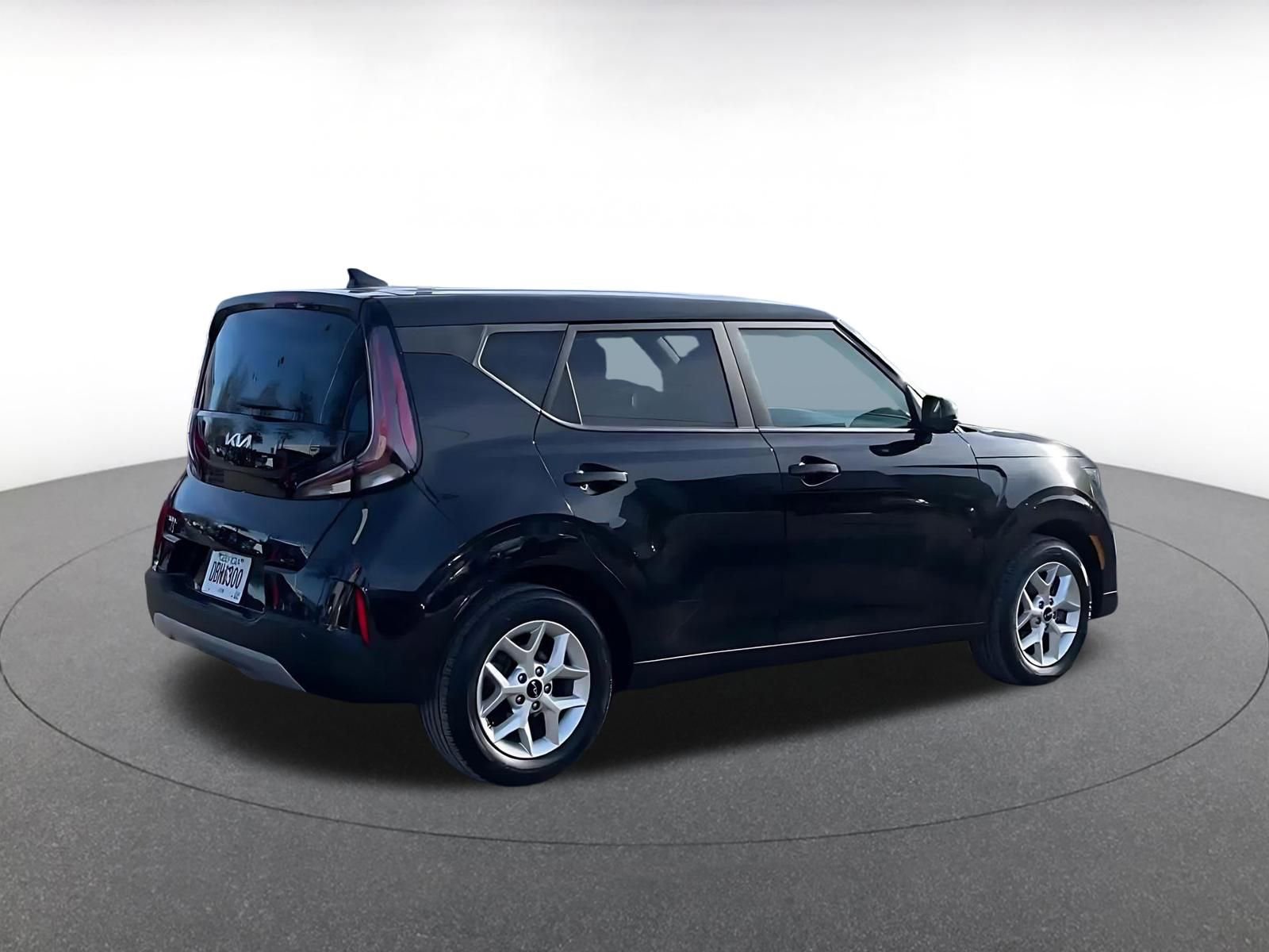 Used 2025 Kia Soul LX w/ LX Technology Package image 14