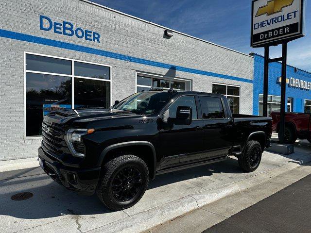 New 2025 Chevrolet Silverado 3500 High Country w/ Midnight Edition