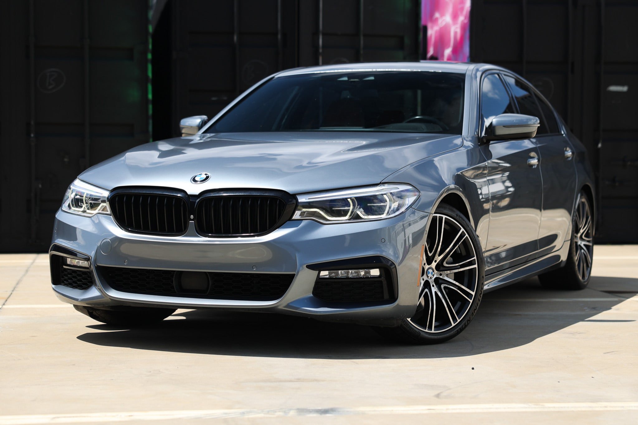 Used 2018 BMW 540i RWD image 1
