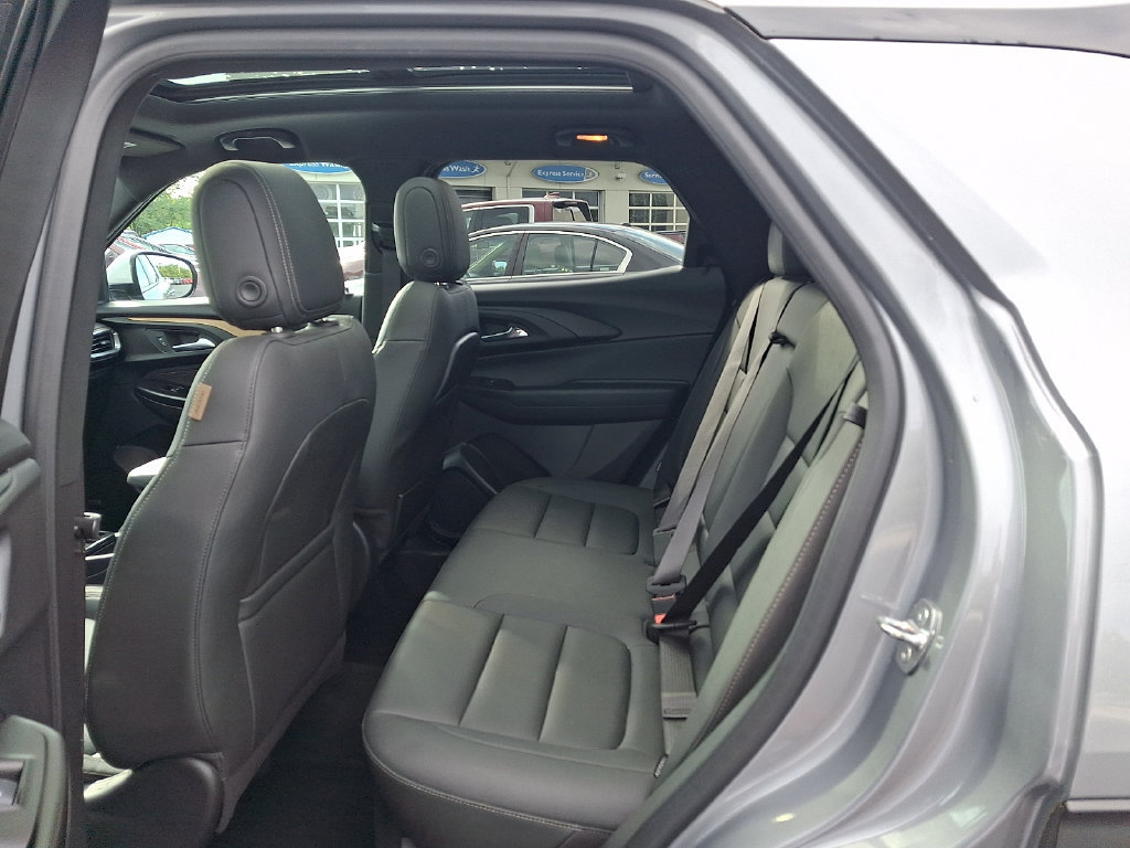 Used 2023 Chevrolet TrailBlazer ACTIV w/ Sun and Liftgate Package AWD/4WD image 13