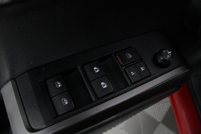 Used 2022 Toyota Tacoma TRD Off-Road image 14