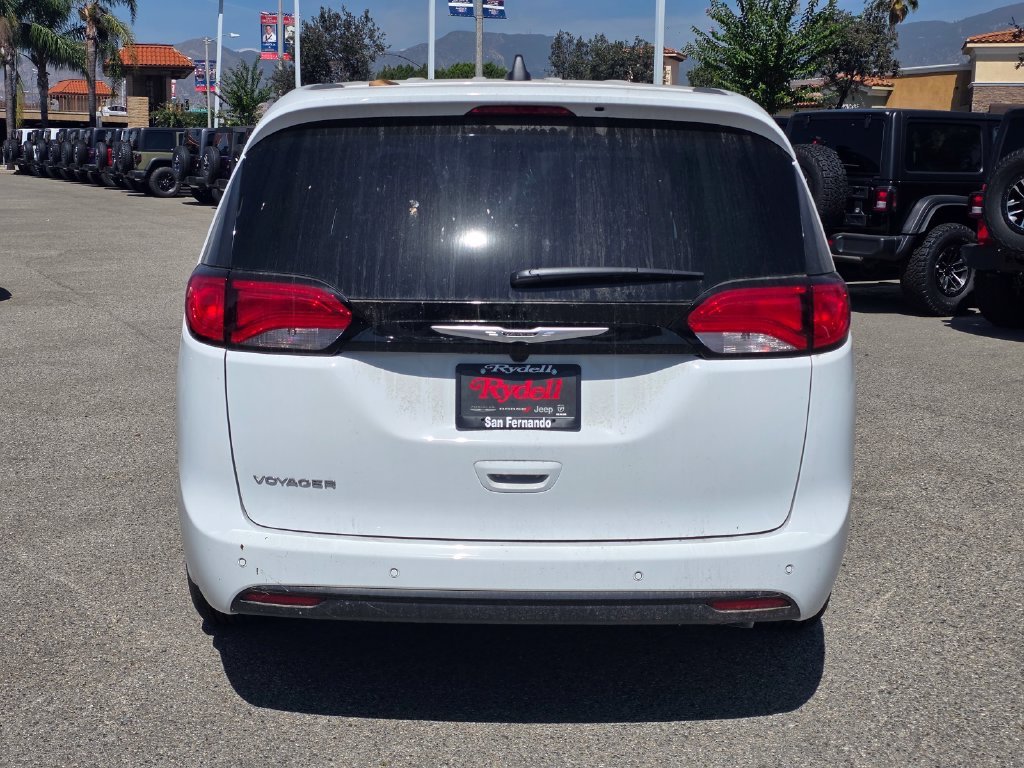 New 2026 Chrysler Voyager LX FWD image 5