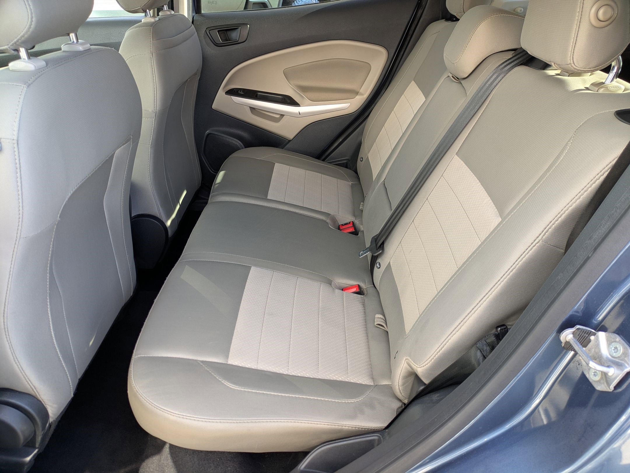 Used 2021 Ford EcoSport S image 24