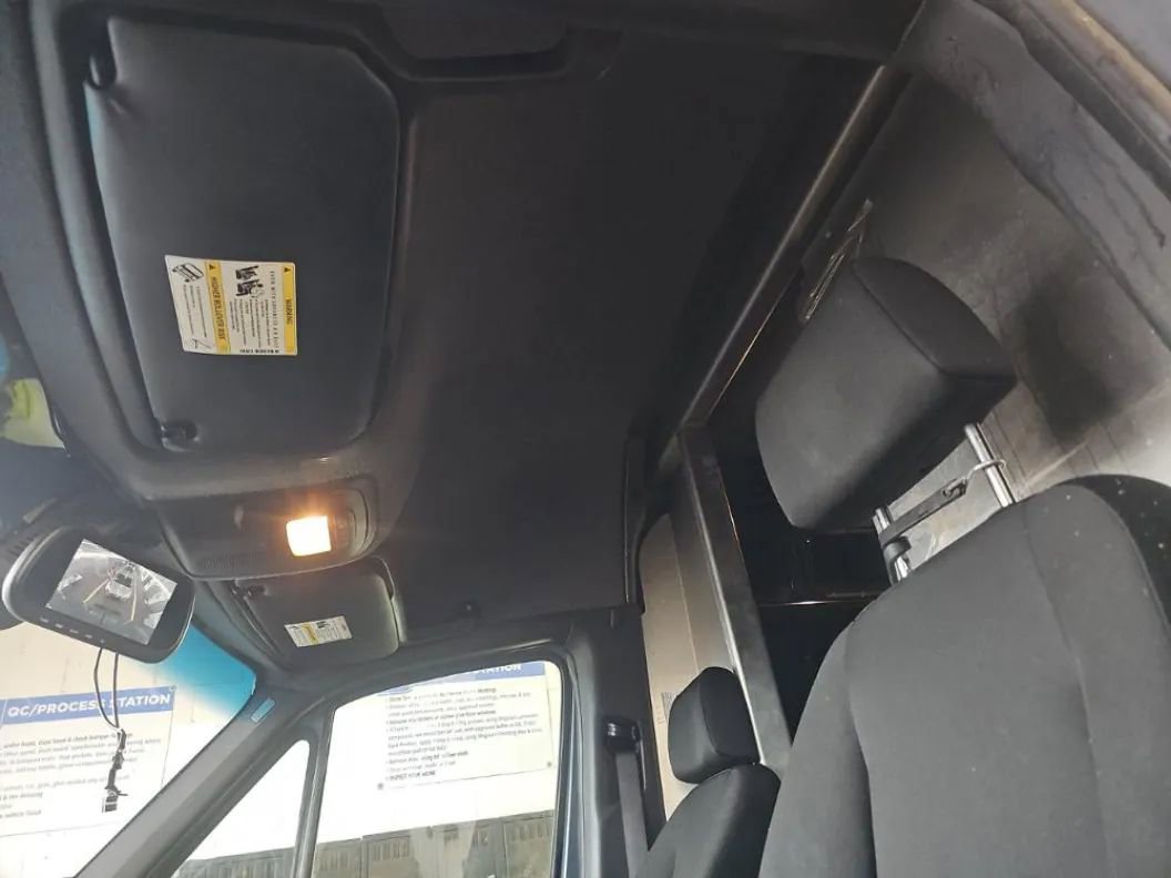 Used 2019 Mercedes-Benz Sprinter 144 image 10
