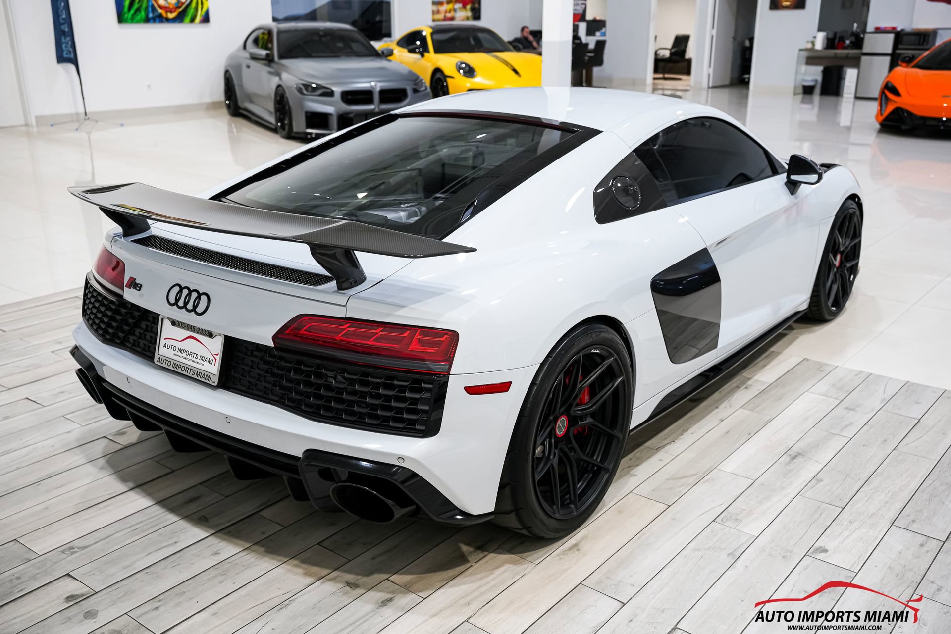 Used 2020 Audi R8 V10 w/ Carbon Exterior Package image 32