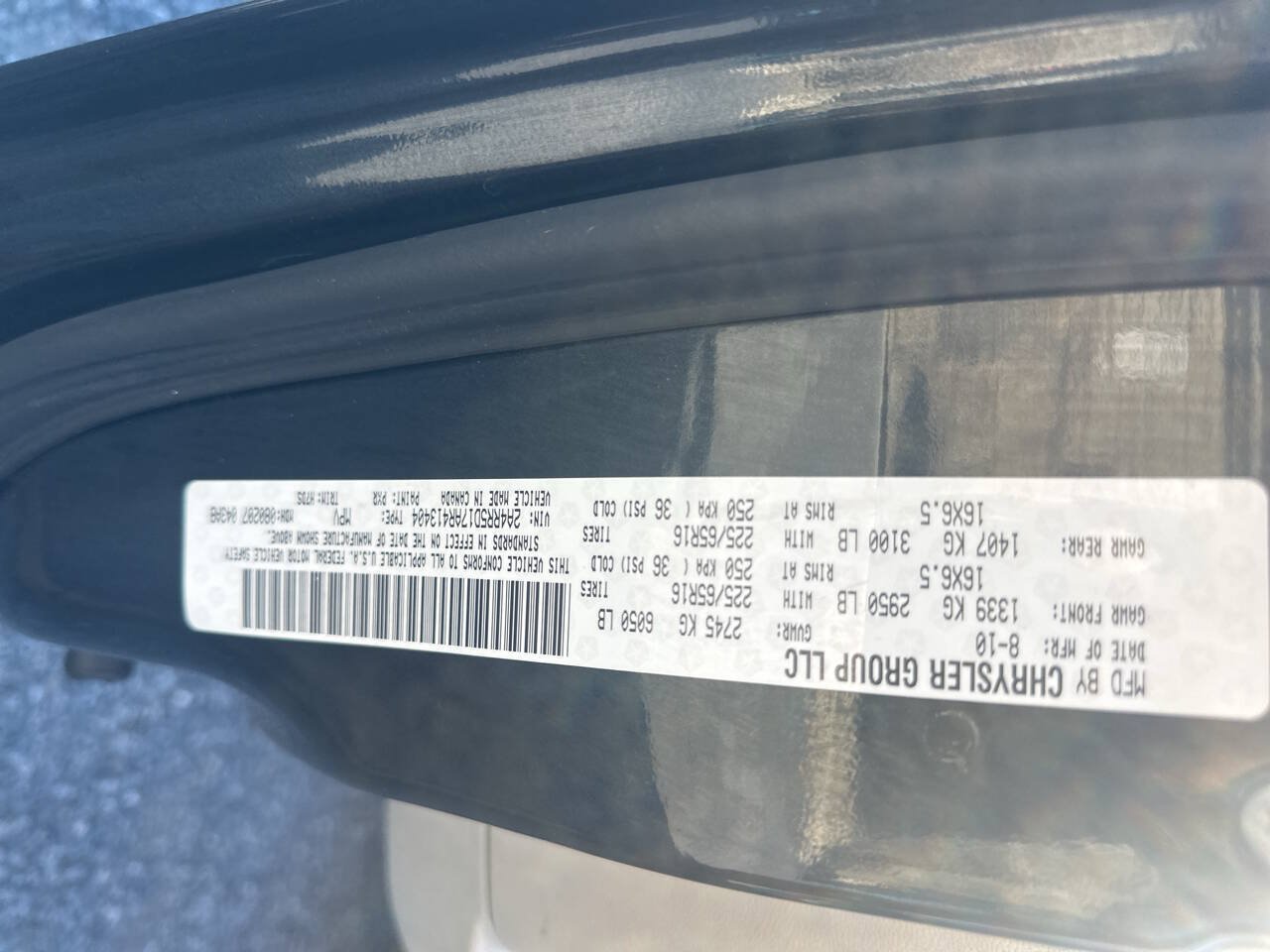 Used 2010 Chrysler Town & Country Touring FWD image 24