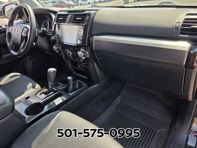 Used 2021 Toyota 4Runner Venture w/ Moonroof Package AWD/4WD image 18
