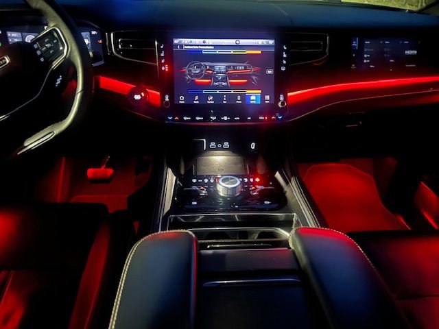 Used 2024 Jeep Grand Wagoneer L Series II w/ Quick Order Packagew 28T image 4