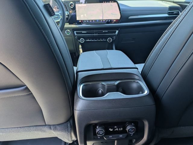 New 2026 Chevrolet Traverse High Country FWD image 30
