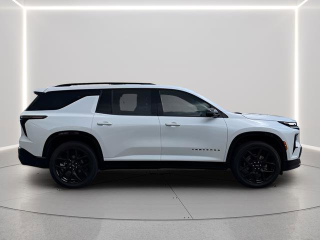 Used 2025 Chevrolet Traverse RS FWD image 6
