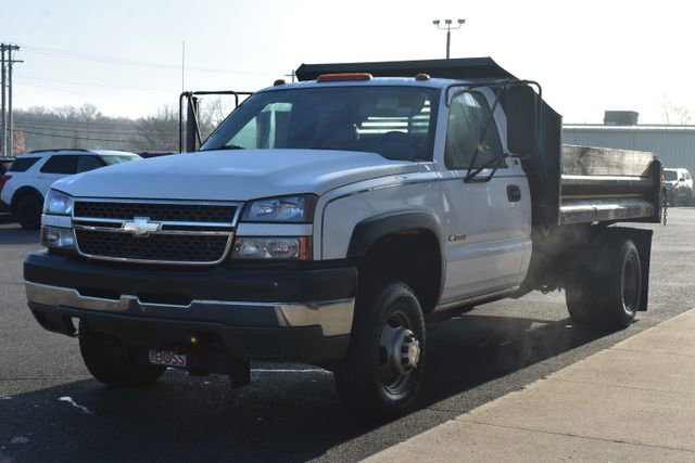 Used 2005 Chevrolet Silverado 3500 W/T w/ Snow Plow Prep Package AWD/4WD image 11