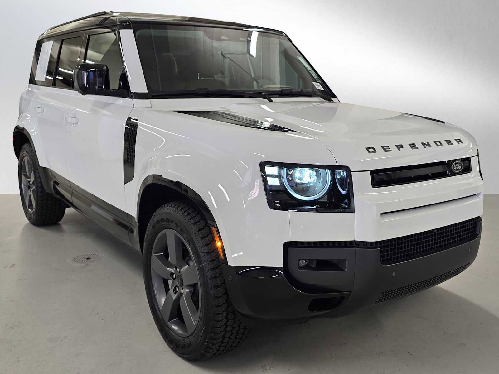 New 2026 Land Rover Defender 110 X-Dynamic SE AWD/4WD image 7
